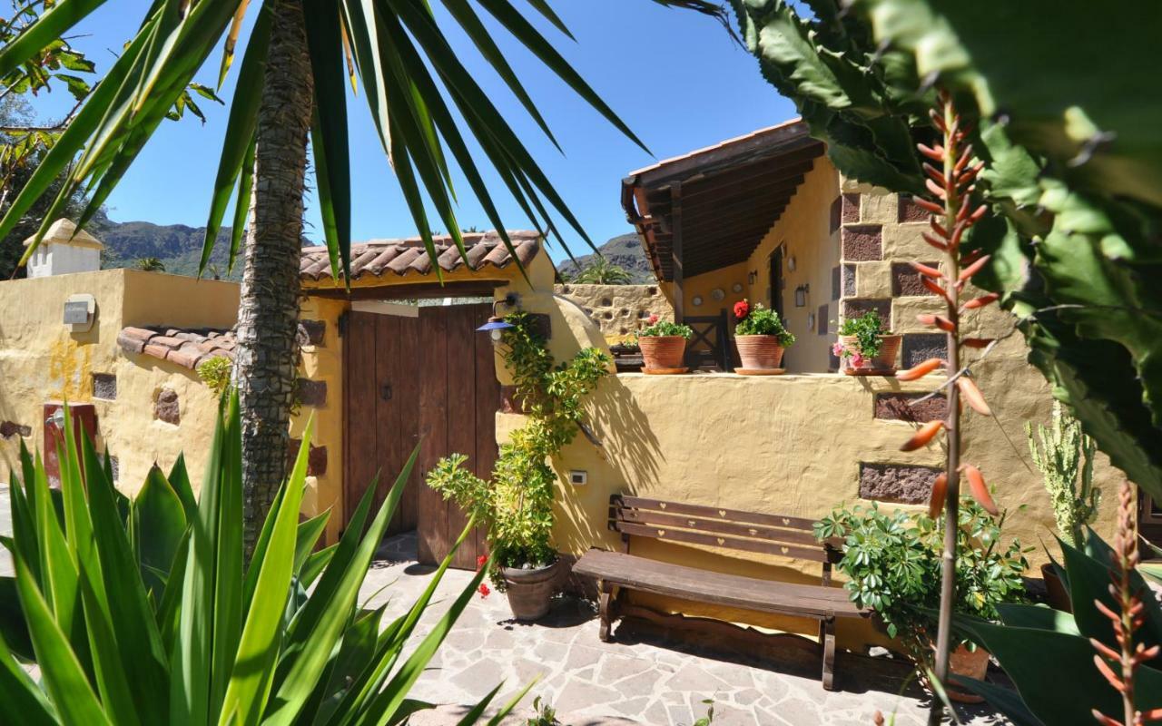 Bohemian Hideaway Finca - 2 Unique Houses With Shared Pool Santa Lucia De Tirajana Exterior photo