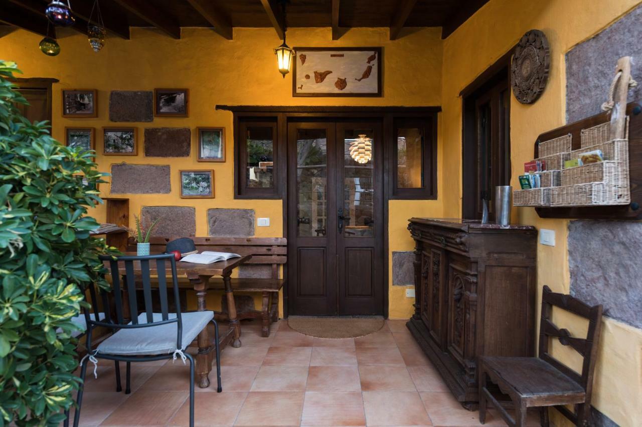 Bohemian Hideaway Finca - 2 Unique Houses With Shared Pool Santa Lucia De Tirajana Exterior photo